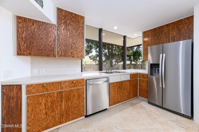 Enjoy expansive views from floor to ceiling windows in every - photo 26