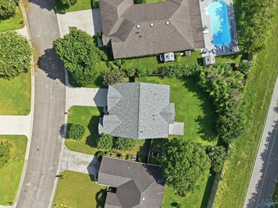 This beautiful full brick 3-bed, 2-bath home in Indian Hills - photo 31