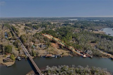 This exceptional waterfront home features 4 bedrooms and 4 - photo 39