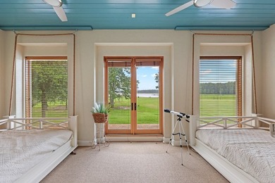Exclusive waterfront property on Lake Sam Rayburn. Beautiful - photo 46
