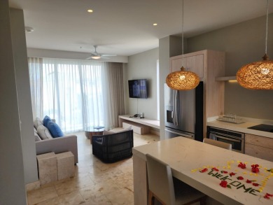 This 2bed 2.5bath condo located on the second floor offers a - photo 7