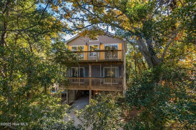 Colony Lake Home For Sale in Kill Devil Hills North Carolina