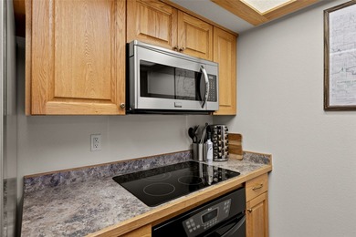 Experience waterfront living in the heart of Bigfork Harbor - photo 12