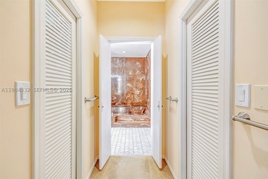Spectacular Custom-Built Corner Pool Home in Adorable Miami - photo 15