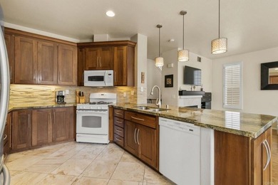 IMMACULATE HOME AT STONECREST COMMUNITY (STRATFORD COMPLEX) HOME - photo 15