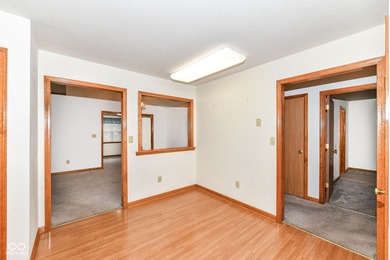 Inviting 2 bedroom, 2 bath patio home with den/sunroom located