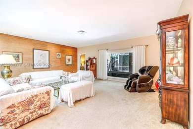 Spectacular Custom-Built Corner Pool Home in Adorable Miami - photo 29