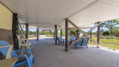 The *Quirky Crab* on Alligator Point is everything you are - photo 35