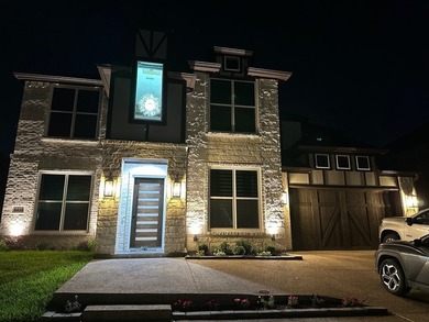 Welcome to your new luxury home! Home features: -Air conditioner - photo 3