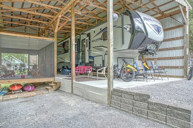 Center Hill Lake LOCATION! Enjoy creekside living with this - photo 9