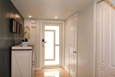 Charming lakefront 3-bedroom, 2.5 bath corner townhome featuring - photo 3