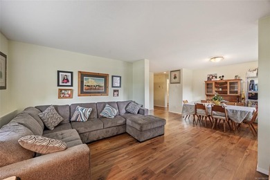 Welcome to Craigmark Place, where comfort, convenience, and - photo 7