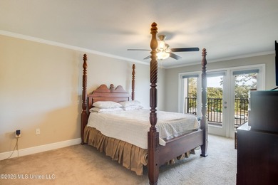 Beautiful condo in the heart of Biloxi just a short walk to the - photo 9