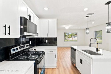 Amazing opportunity to own this beautifully renovated home. NO - photo 11