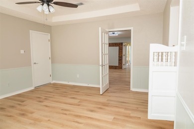 This spacious 3-bedroom, 2-bath home (approx. 2,206 sq. ft.) has - photo 15