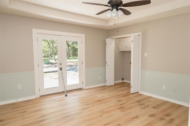 This spacious 3-bedroom, 2-bath home (approx. 2,206 sq. ft.) has - photo 16