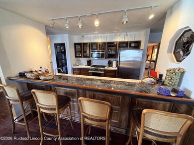 GREAT VIEWS WITH THIS MOUNTAIN STYLE HOME! Escape to this - photo 16