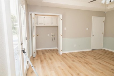 This spacious 3-bedroom, 2-bath home (approx. 2,206 sq. ft.) has - photo 17