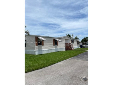  Home Sale Pending in Homestead Florida