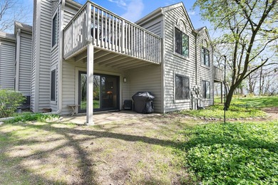 Enjoy resort-style, MAIN FLOOR, living in this beautifully - photo 21