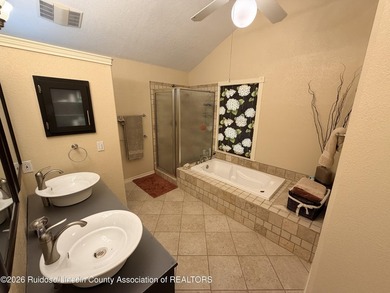 GREAT VIEWS WITH THIS MOUNTAIN STYLE HOME! Escape to this - photo 23