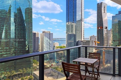 Bright & Spacious 2 bedroom + Den corner unit located in the