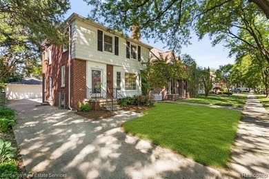 Nestled on the highly desirable *M* Streets of Grosse Pointe - photo 3
