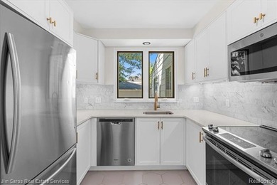 Nestled on the highly desirable *M* Streets of Grosse Pointe - photo 8