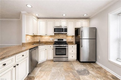 Bright and cheerful, this two bed, two- and one-half bath - photo 8