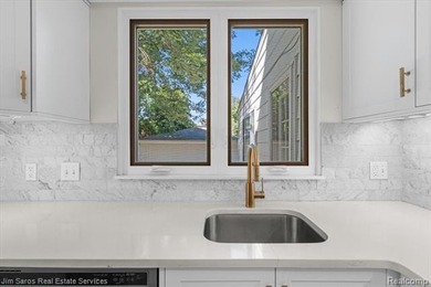 Nestled on the highly desirable *M* Streets of Grosse Pointe - photo 9