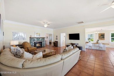 Welcome to your own private beachfront retreat on the shores of - photo 17