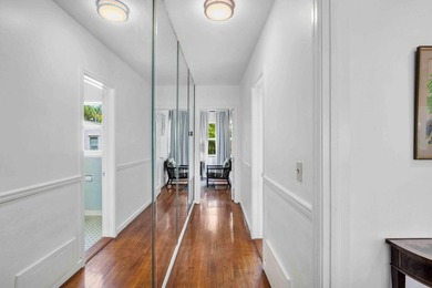 Charming historic CBS home in sought-after Parrot Cove, designed - photo 18