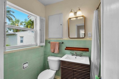 Charming historic CBS home in sought-after Parrot Cove, designed - photo 19