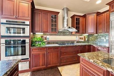Experience LUXURY living in this stunning custom-built ABD - photo 22