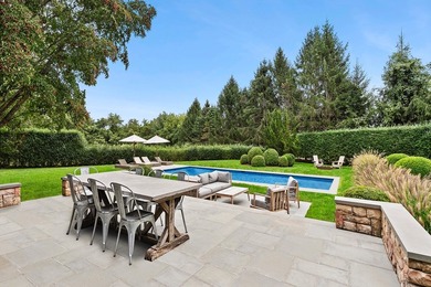 Experience the ultimate of refined living in this beautifully - photo 22