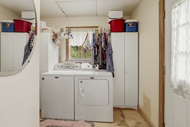 Look no further, here is the fixer upper you have been waiting - photo 31