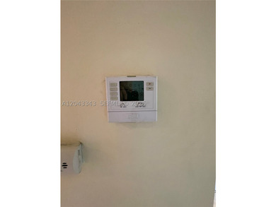 Updated and spacious 2-bedroom, 2-bathroom first-floor unit in - photo 9