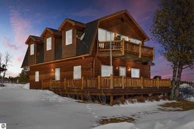Welcome to your dream retreat, a stunning log-sided house - photo 10