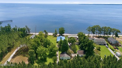 Welcome to your own private beachfront retreat on the shores of - photo 49