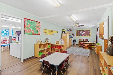 Welcome to this well-maintained approximately 3,000 square foot - photo 8