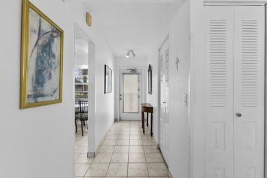 Lake Condo For Sale in Delray Beach, Florida