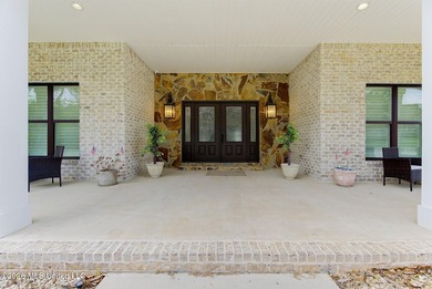 Exceptional newer construction in beautiful Glen Eagle offering - photo 3