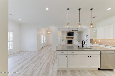 Exceptional newer construction in beautiful Glen Eagle offering - photo 10