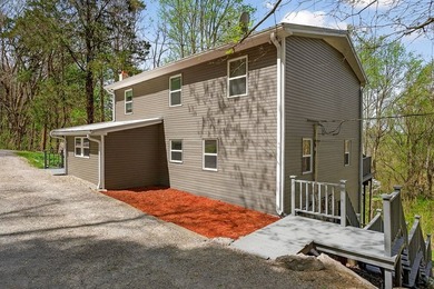 Tucked away on a private dead-end street, this stunning home - photo 5