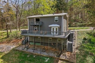 Tucked away on a private dead-end street, this stunning home - photo 9