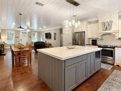 Enjoy the Rayburn Country lifestyle in this beautiful partially - photo 11