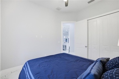 Offering exceptional value, this well-maintained estate home - photo 12
