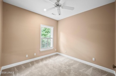 Well-positioned in-town property offering the convenience buyers - photo 24