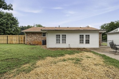 There's something special about an established neighborhood - - photo 26