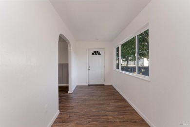 Updated 3 bed, 2 bath home offering approximately 1,400 sq ft on - photo 5
